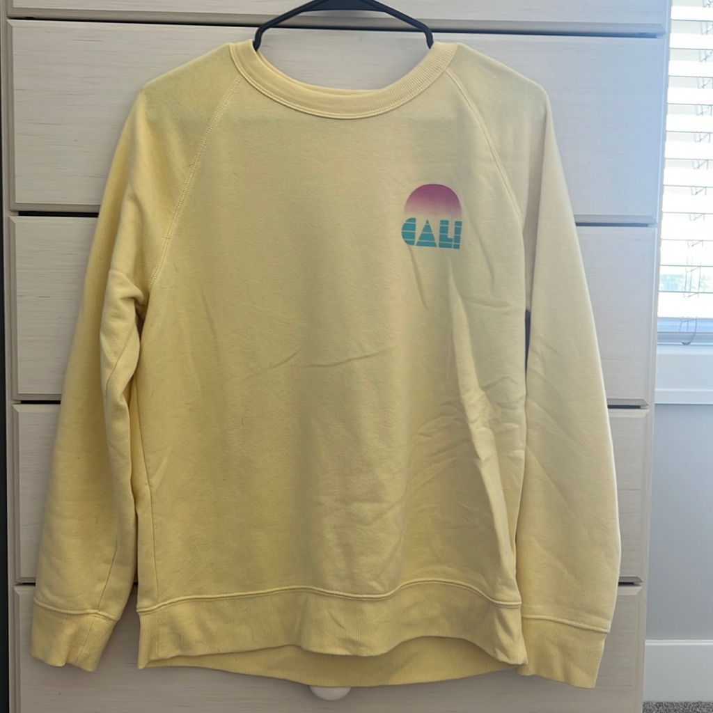Old Navy Graphic Crewneck
